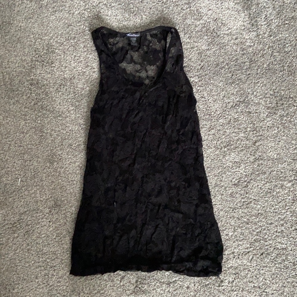 Black rose tank top